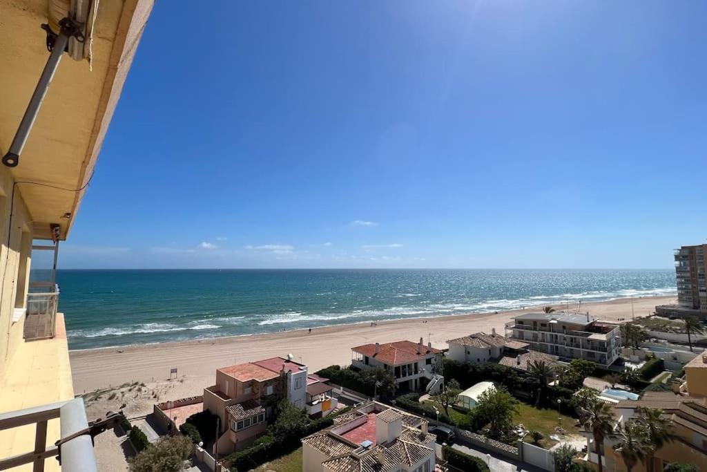 Apartamento Con Acceso Directo A La Playa Apartment บาเลนเซีย ภายนอก รูปภาพ