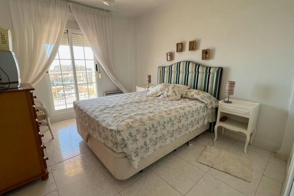Apartamento Con Acceso Directo A La Playa Apartment บาเลนเซีย ภายนอก รูปภาพ